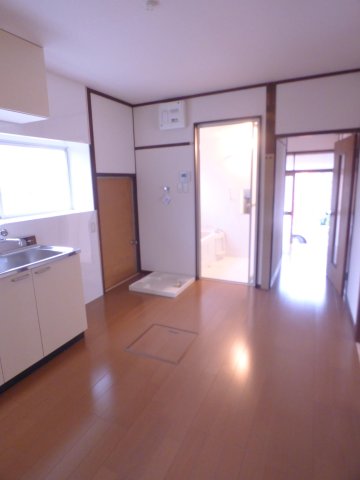 居室・リビング　現況優先です。