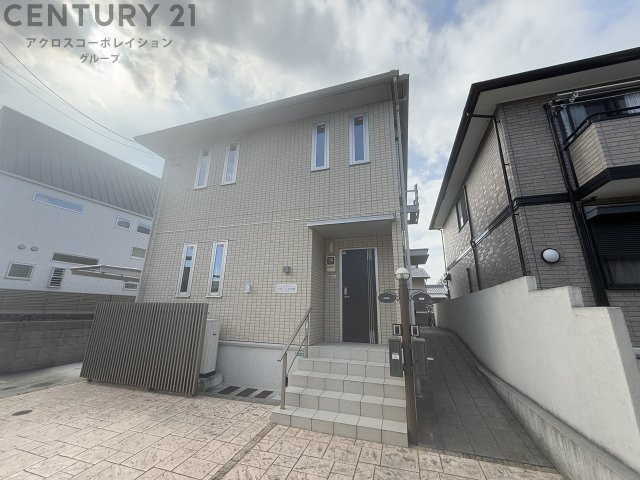 建物外観　敷地内駐車場あり！