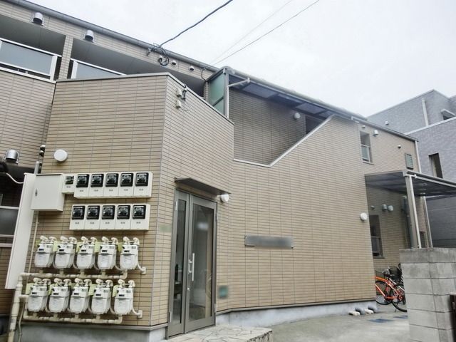 建物外観　★きれいな築浅物件・閑静な住宅街です★
