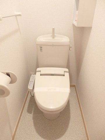 トイレ　ゆったりとした空間のトイレです