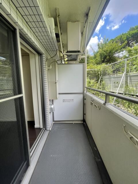 バルコニー　落ち着いた時間を過ごせるバルコニーです