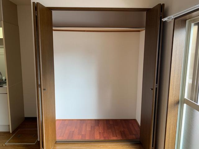 収納　クローゼット