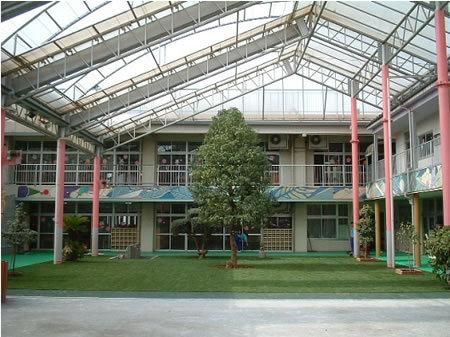 幼稚園・保育園　高尾保育園（幼稚園・保育園）まで333m