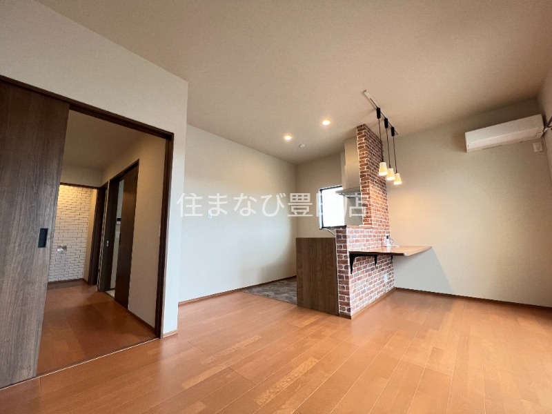 居室・リビング　同型別部屋写真