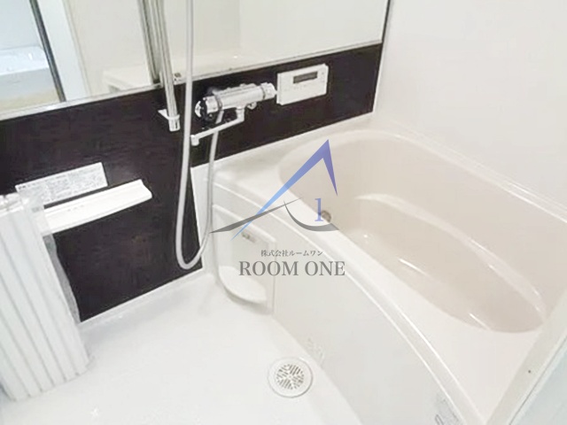バス・シャワールーム　お風呂です。