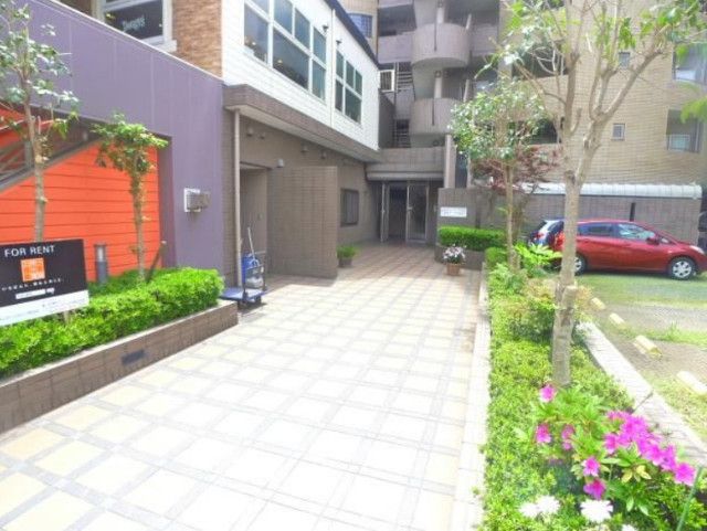 エントランス　メゾン・シャルム