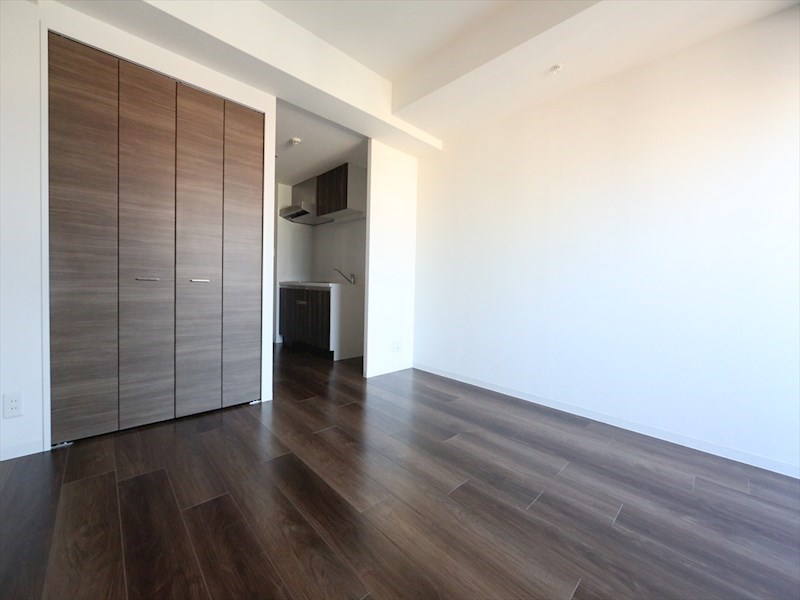 居室・リビング　洋室10帖　クローゼット付（収納充実してます）