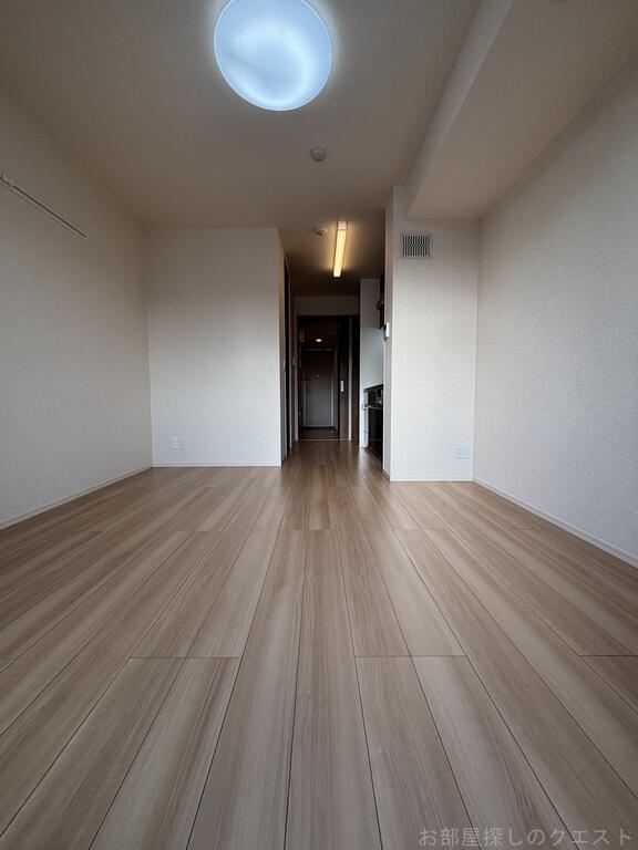 居室・リビング　（写真は同タイプ清掃前）