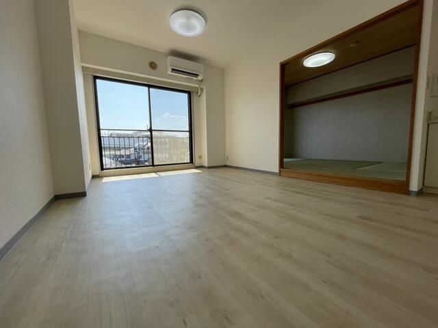 居室・リビング　同タイプ別部屋写真