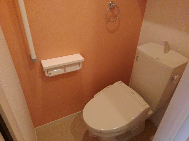 トイレ　ウォシュレット