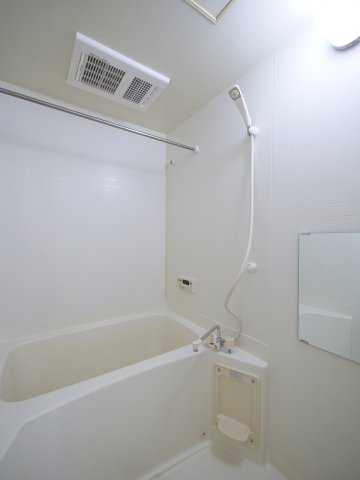 バス・シャワールーム　※写真は別の部屋のものです。