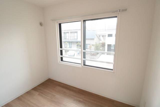 その他部屋・スペース　綺麗な内装の寝室です♪