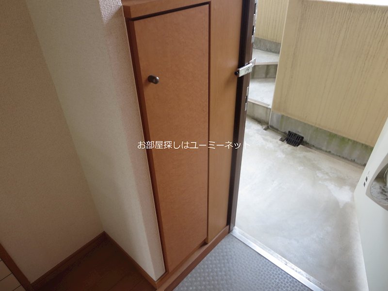 玄関　反転タイプ