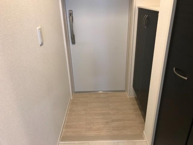 玄関　玄関（イメージ）