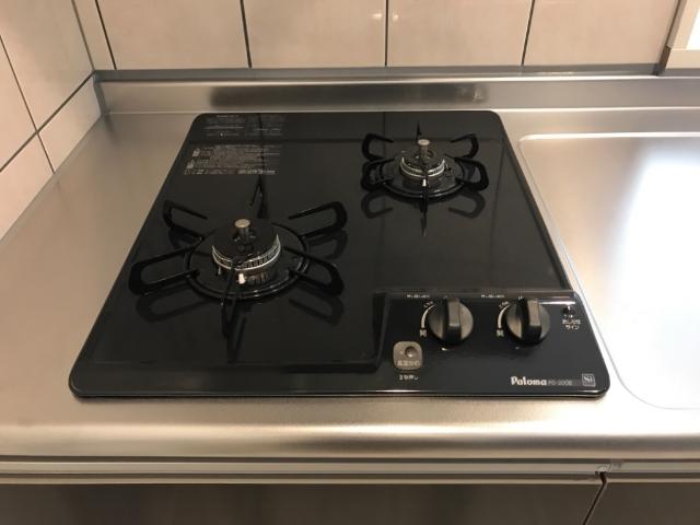 キッチン　3口ガスコンロ（グリル無）（イメージ）