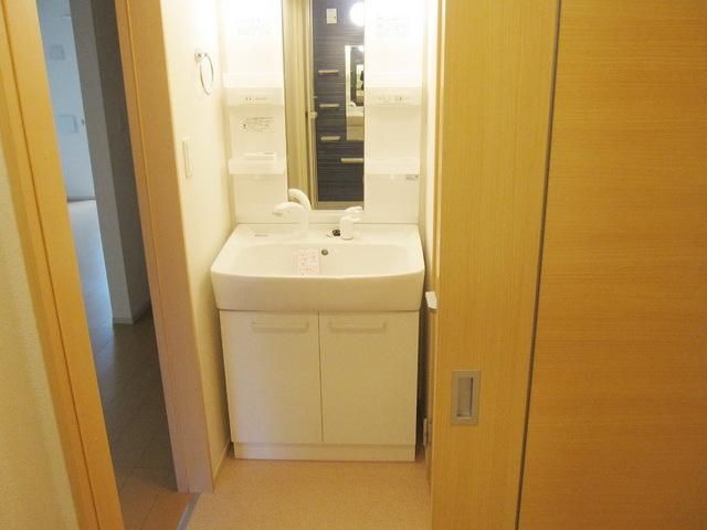 洗面設備　★便利なシャンプードレッサーあります★