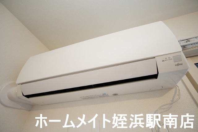 その他設備　★エアコン付きで一年中快適に過ごせます★参考写真