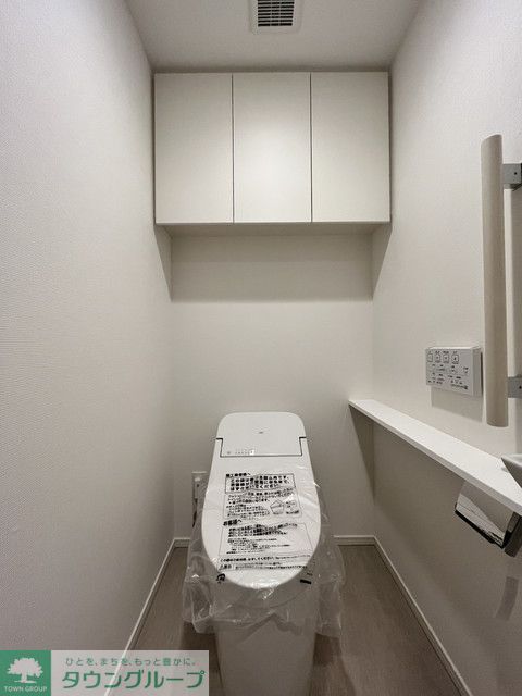 トイレ　※写真は同タイプ住戸です。