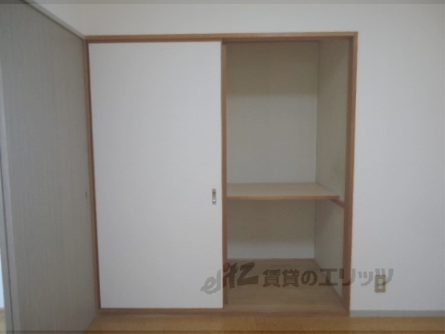 収納　リビング収納