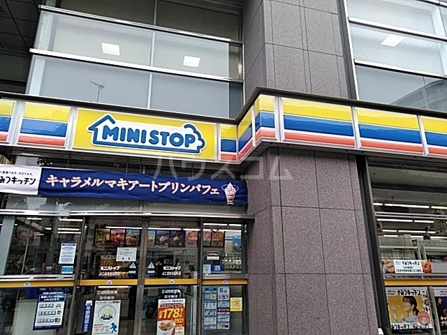 コンビニ　ミニストップ よこはま吉田町店（コンビニ）まで385m