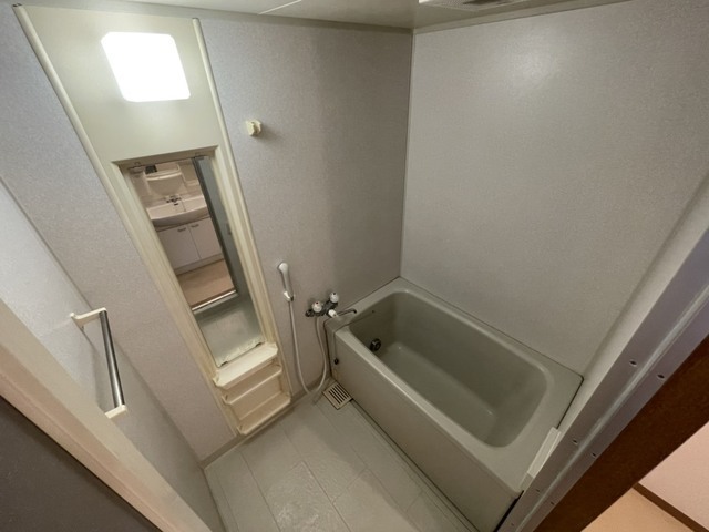 バス・シャワールーム　別号室の写真です