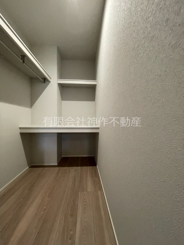 収納　ウォークインクローゼット