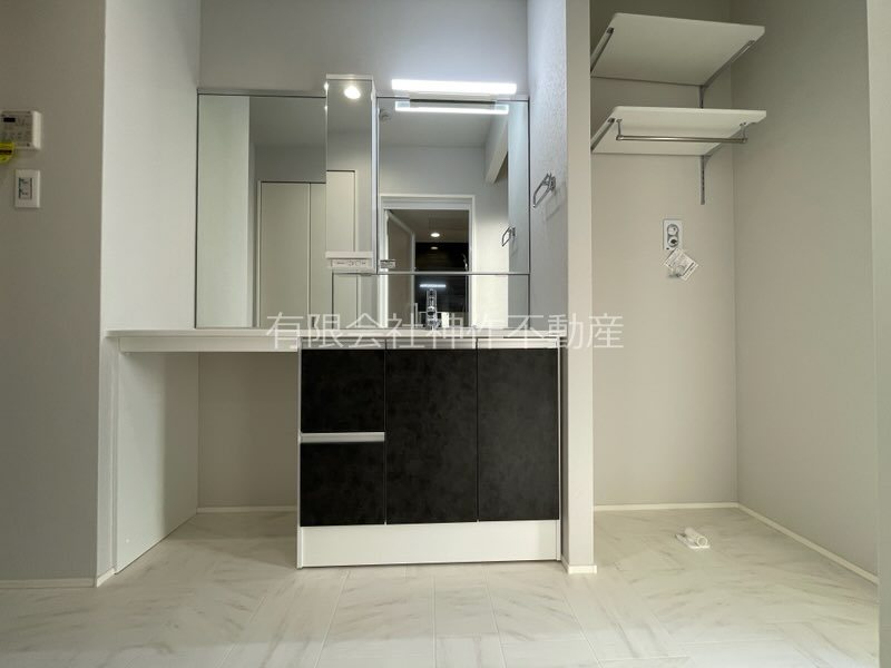 洗面設備　洗髪洗面化粧台