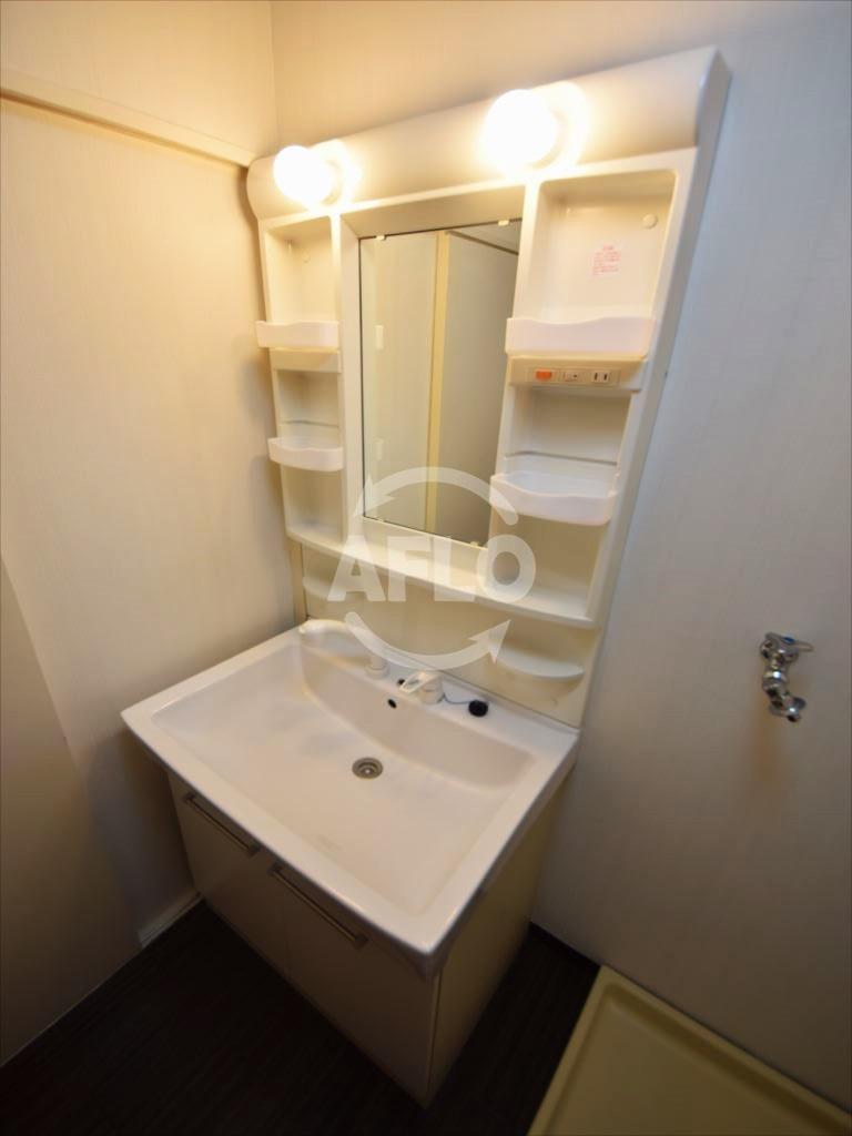 洗面設備　ジョエロ堀江　シャンプードレッサー