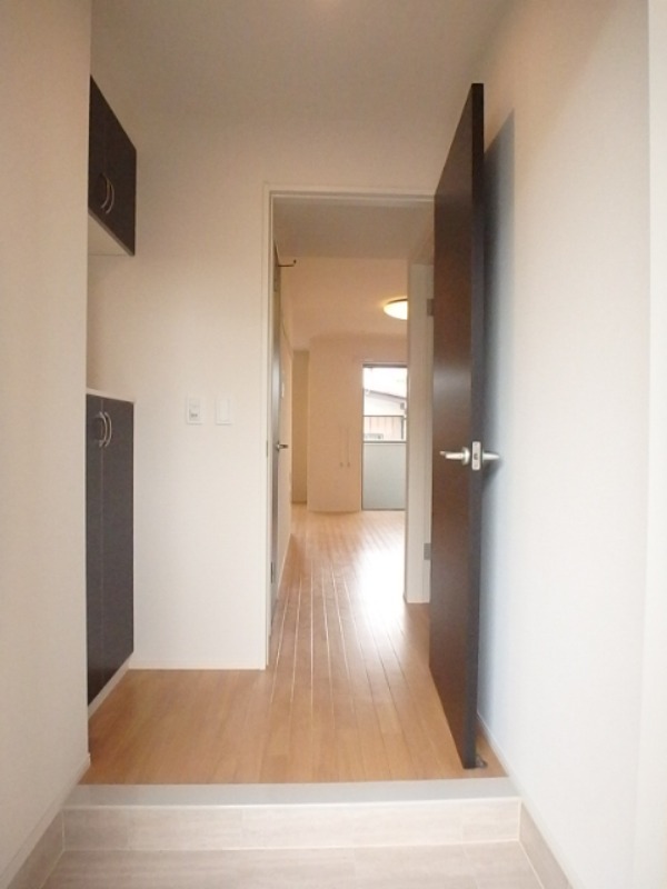 玄関　図面と現状に相違がある場合には現状を優先