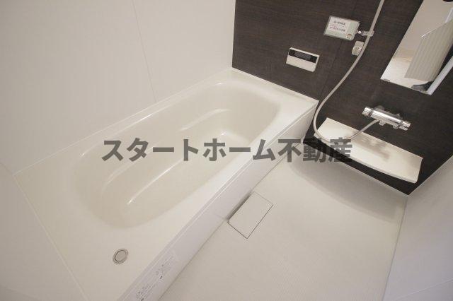 バス・シャワールーム　日々の疲れを癒すお風呂付です