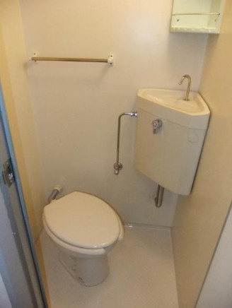 トイレ　※別部屋参考写真