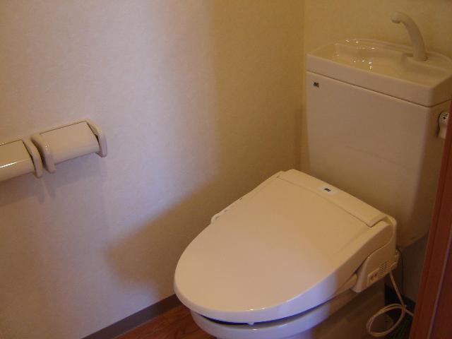 トイレ　シャワー付トイレ