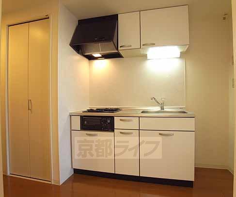 キッチン　キッチン全体です。