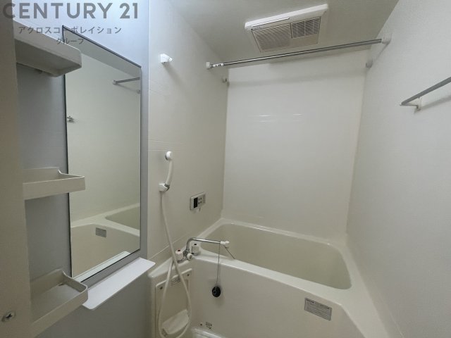 バス・シャワールーム　浴室乾燥・追い炊き機能付きのバスルーム♪