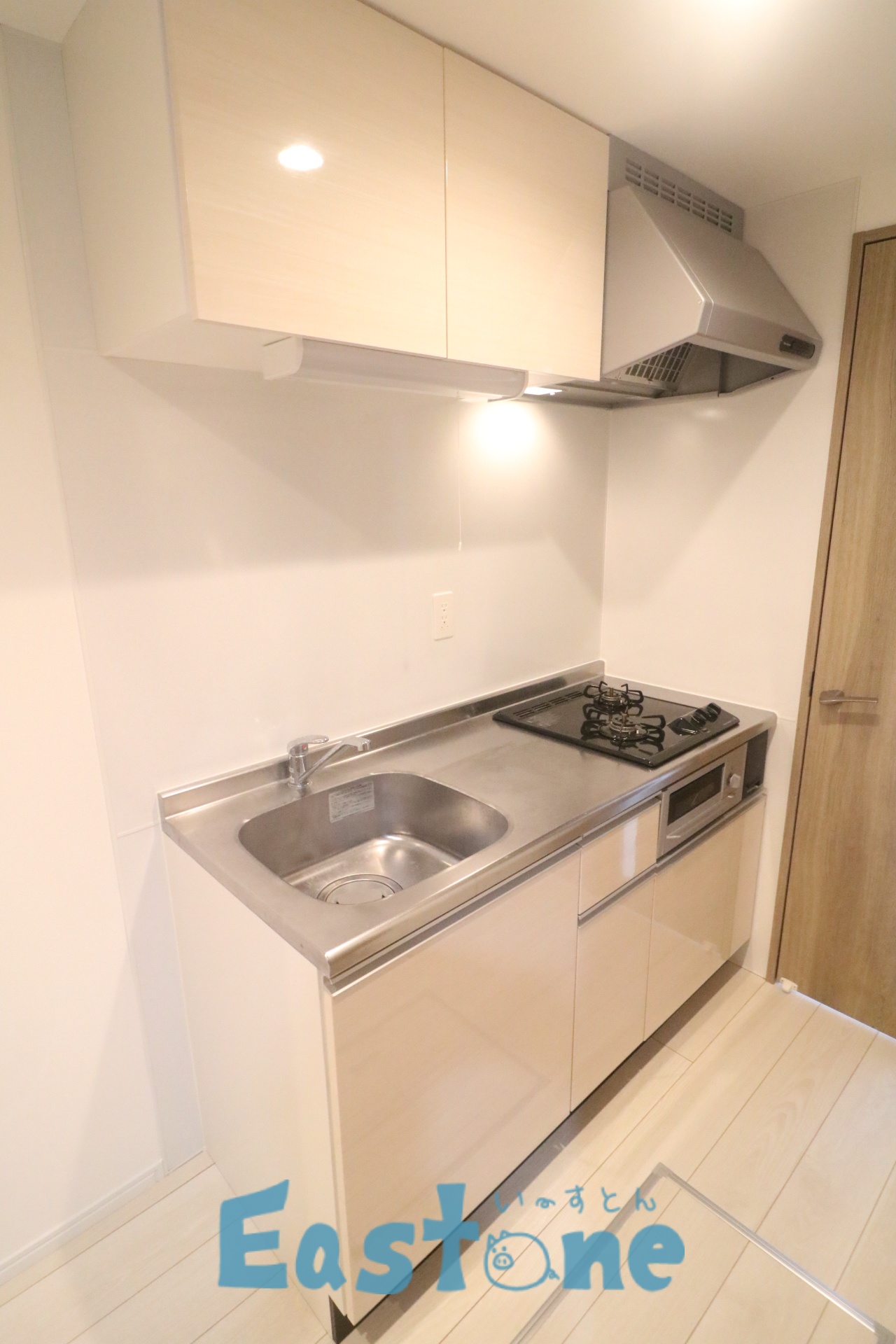 キッチン　2口コンロ付き＋都市ガスとコスパ良し◎