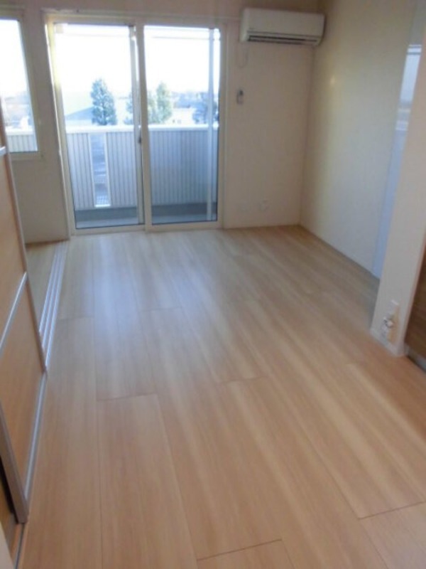 居室・リビング　図面と現状に相違がある場合には現状を優先