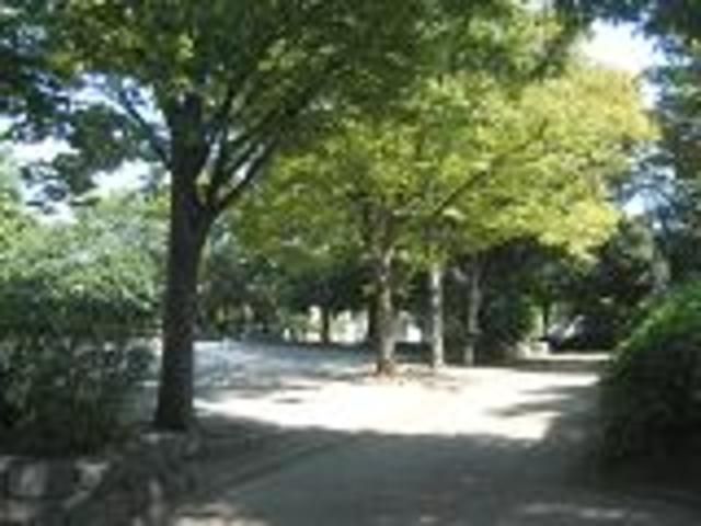 公園　寺尾台緑地（公園）まで856m