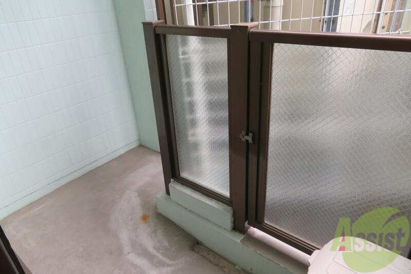 バルコニー　広いバルコニーはお布団も干せます。