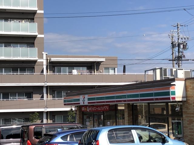 コンビニ　セブンイレブン長久手山野田（コンビニ）まで510m