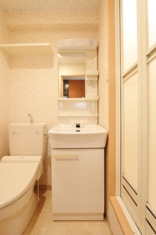 洗面設備　嬉しい独立洗面台