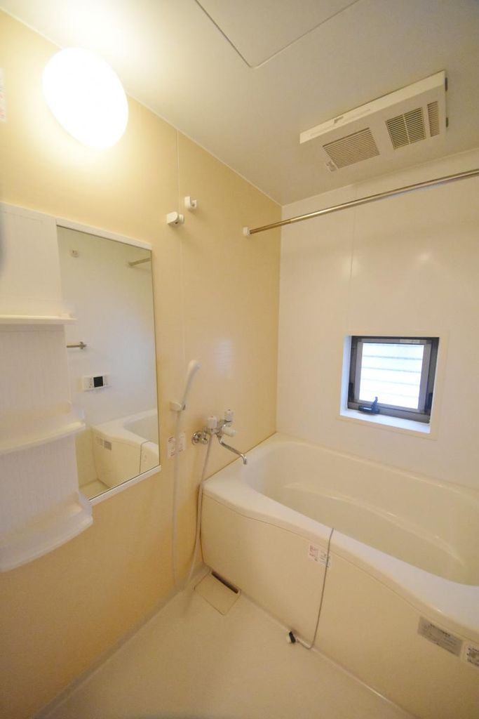 バス・シャワールーム　洗面