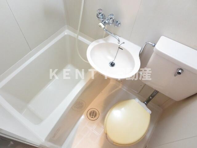 バス・シャワールーム　日々の疲れを癒すお風呂付です