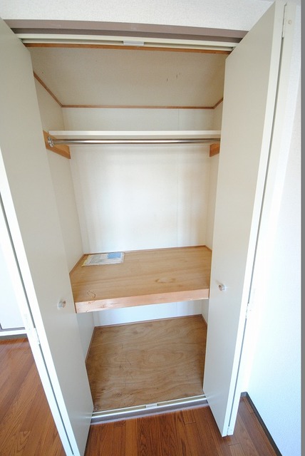 収納　写真は３２０号室