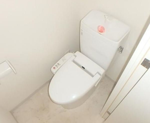 トイレ　※反転部屋参考写真