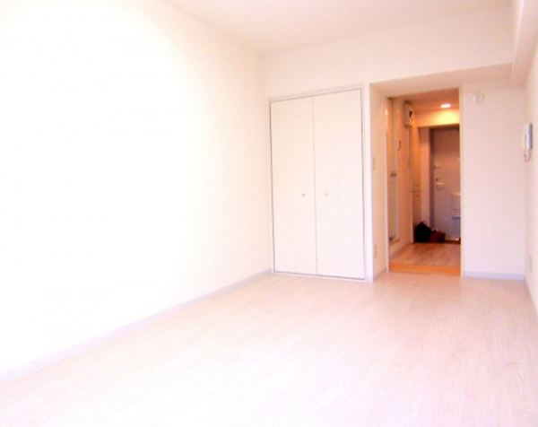 居室・リビング　※反転部屋参考写真