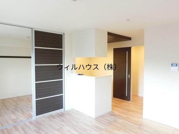 居室・リビング　カウンターキッチン！