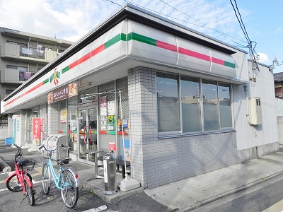 コンビニ　サンクス 京都北郵便局前店（コンビニ）まで98m