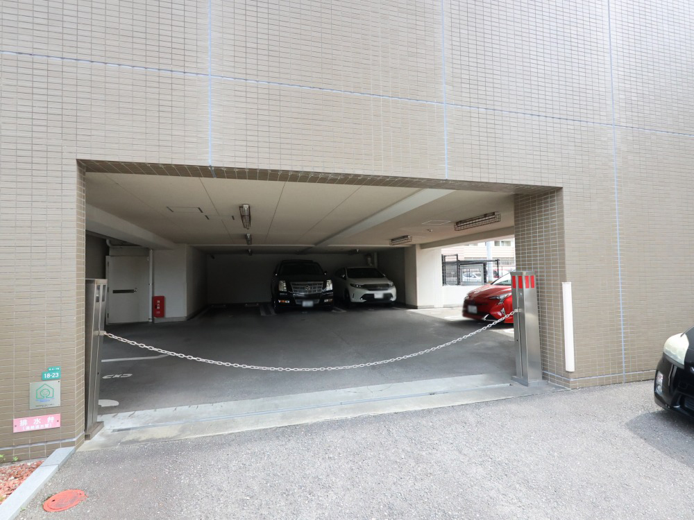 その他　駐車場