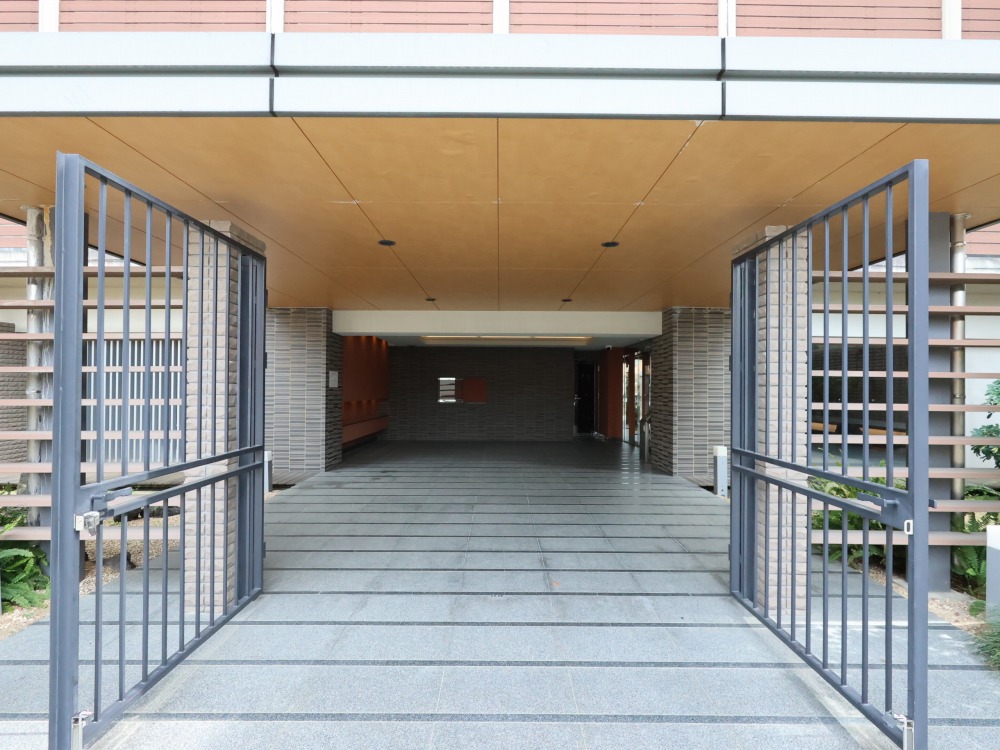 その他　エントランス