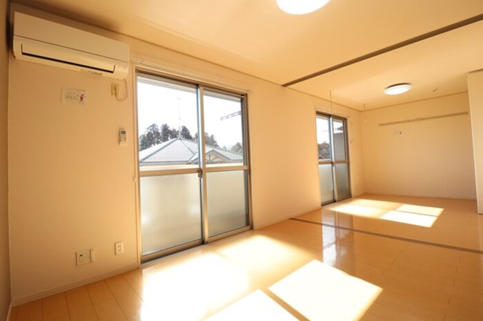 居室・リビング　ゆったり過ごせるリビングです